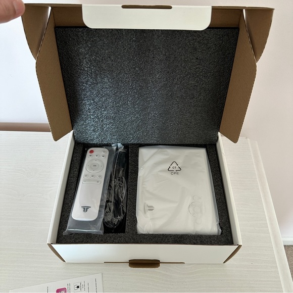 1080P HD Projector, Compatible with iOS/Android/PC/XBox/PS4/TV Stick/HDMI/USB - Picture 8 of 8